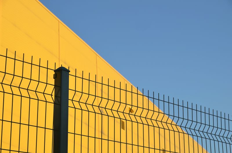Metal Fence Construction in South Houston, TX