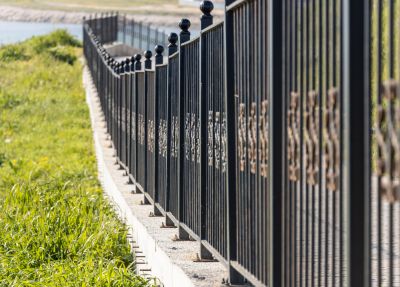 Steel Fence Replacement in Kansas City, MO