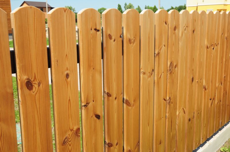 Wooden Farm Fence Installation in Pearland, TX